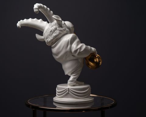 Statuette “Capricorn in the Rhythm of Jazz with Gold”