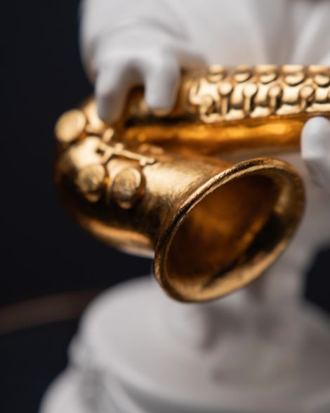 Statuette “Capricorn in the Rhythm of Jazz with Gold”