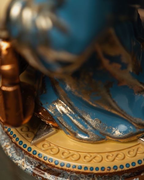 Libra Statuette – Blue Masquerade