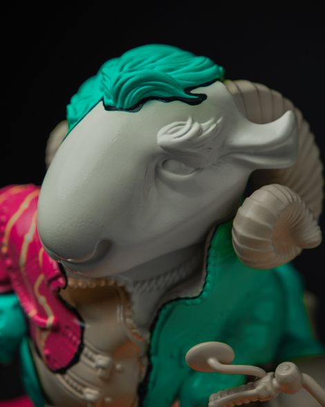 Statuette Aries – The Fool’s Theatre Zodiac