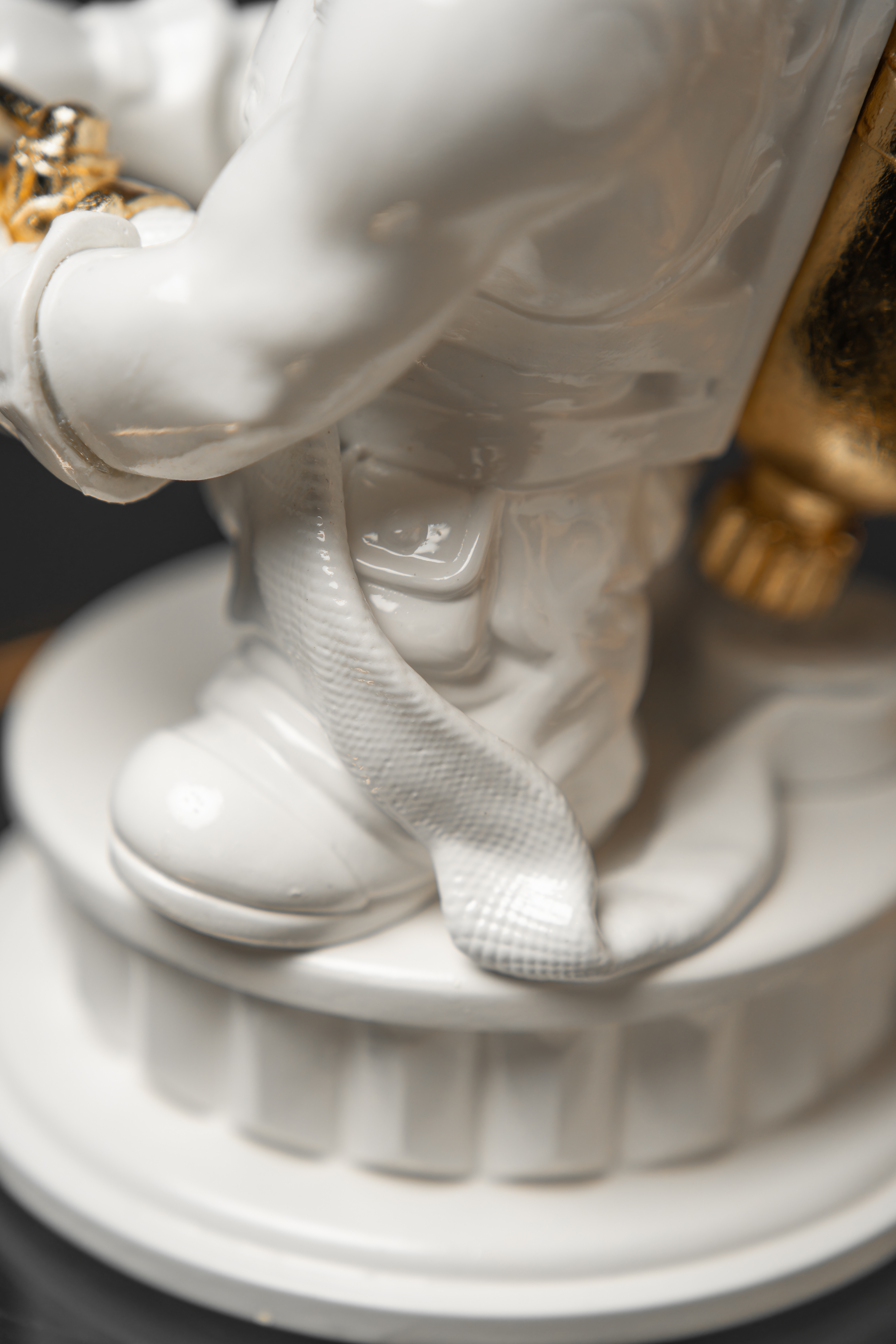 Statuette The Firefighting Aquarius with Gold