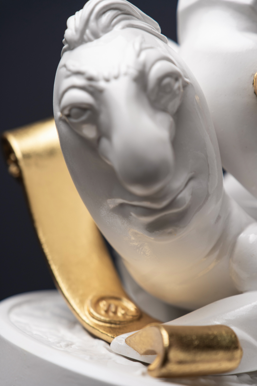 Statuette “Mysterious Scorpio with Gold”