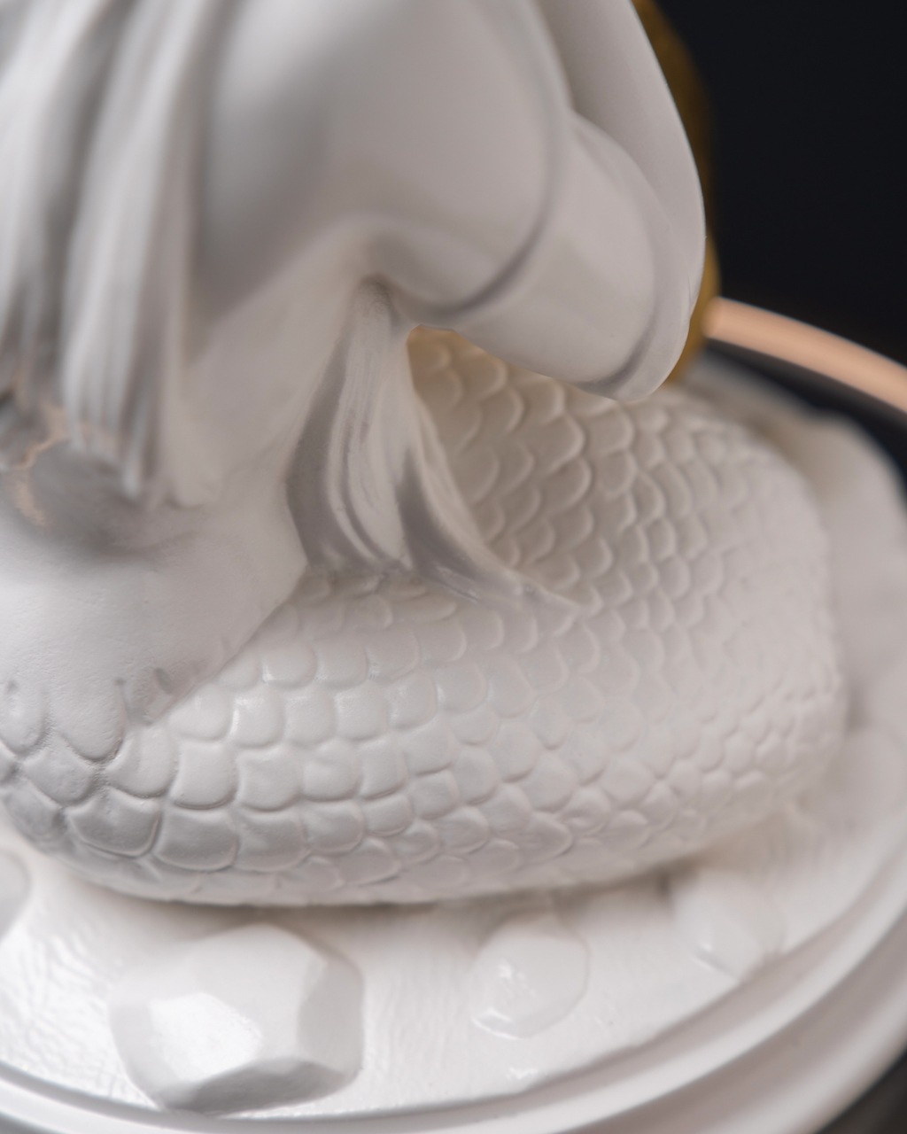 Statuette “Musical Virgo with Gold”