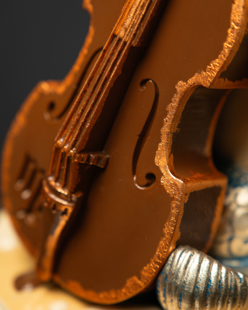 Statuette “Musical Virgo" Blue Masquerade