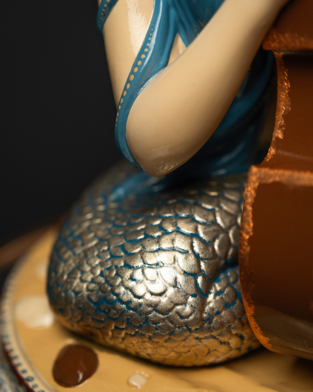 Statuette “Musical Virgo" Blue Masquerade