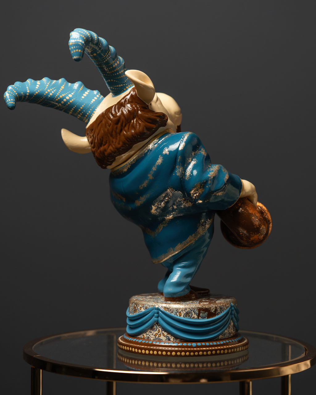 Statuette “Capricorn in the Rhythm of Jazz” — Blue Masquerade