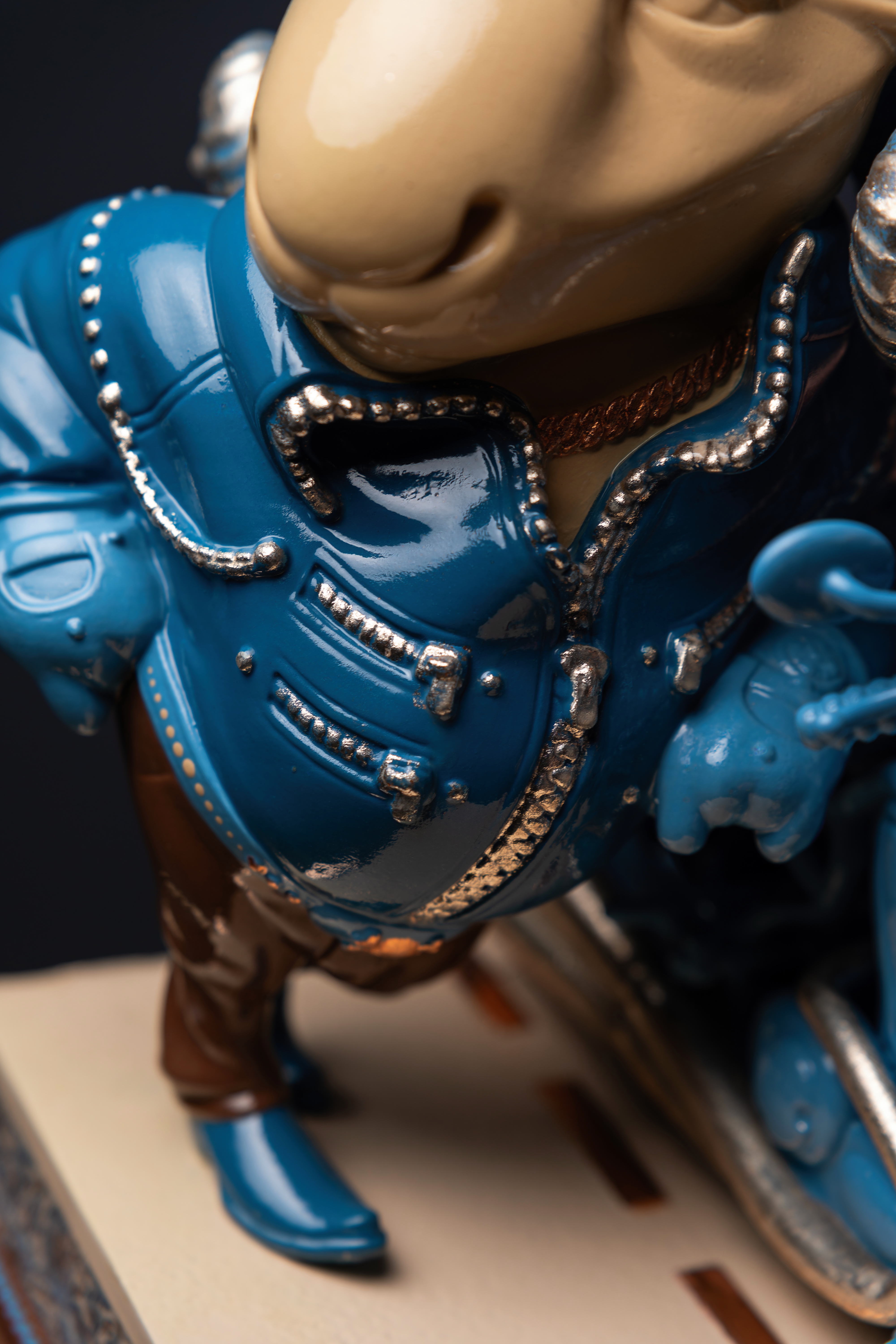 Statuette Aries – Blue Masquerade