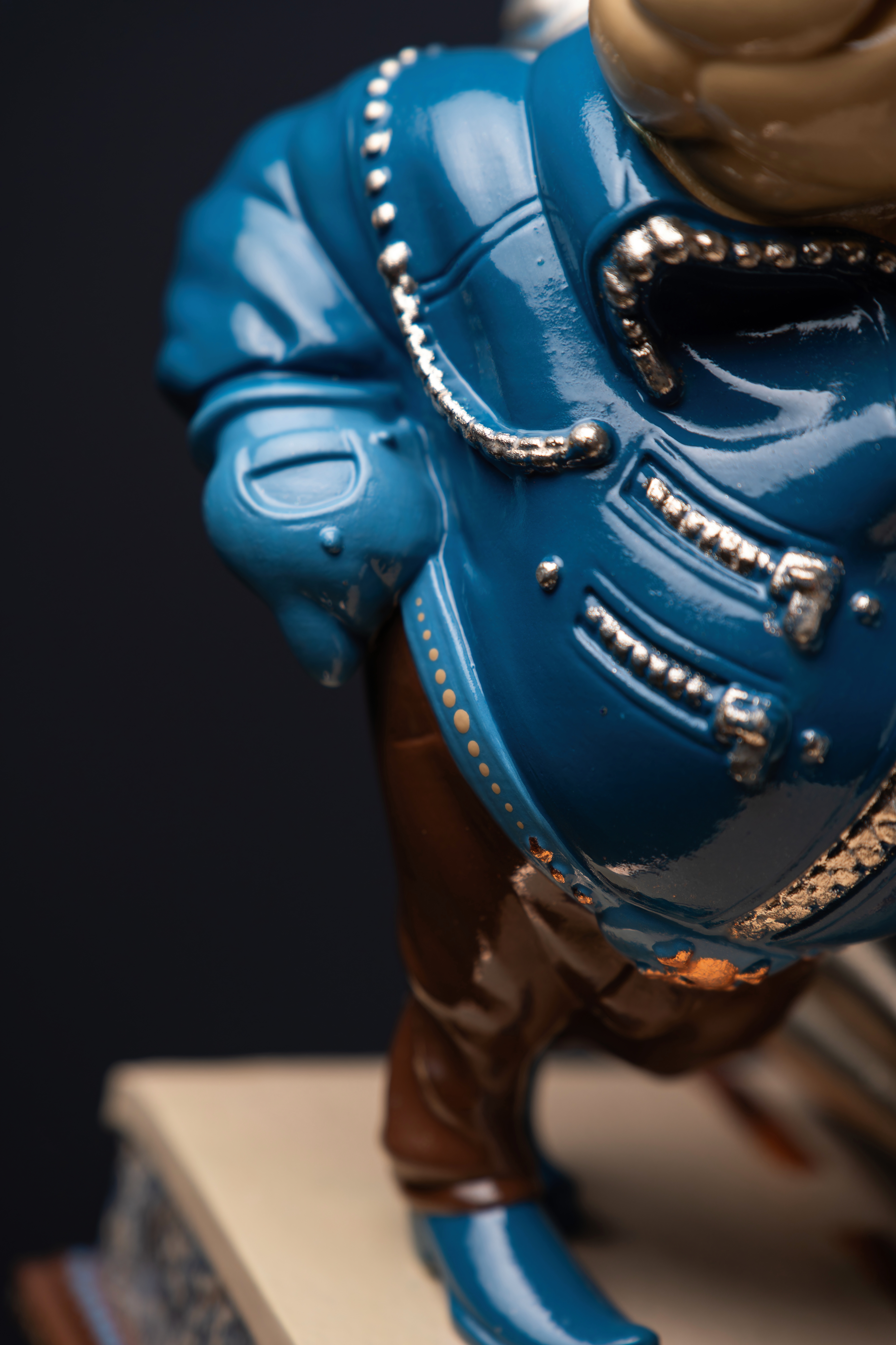 Statuette Aries – Blue Masquerade