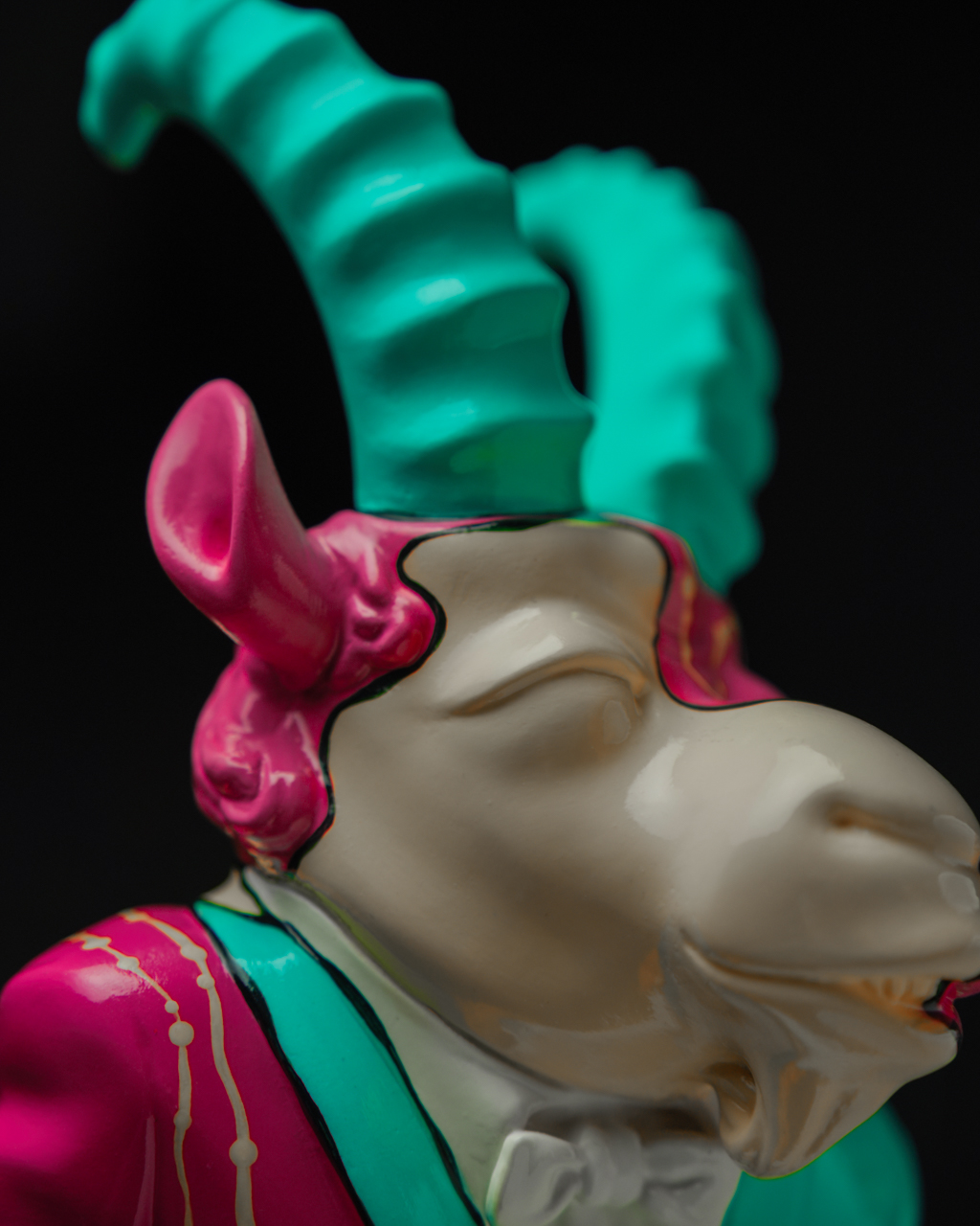 Statuette Capricorn – Constellation Etudes