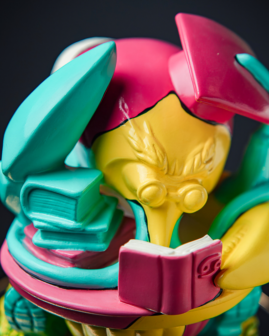 Statuette Cancer – The Fool’s Theatre Zodiac