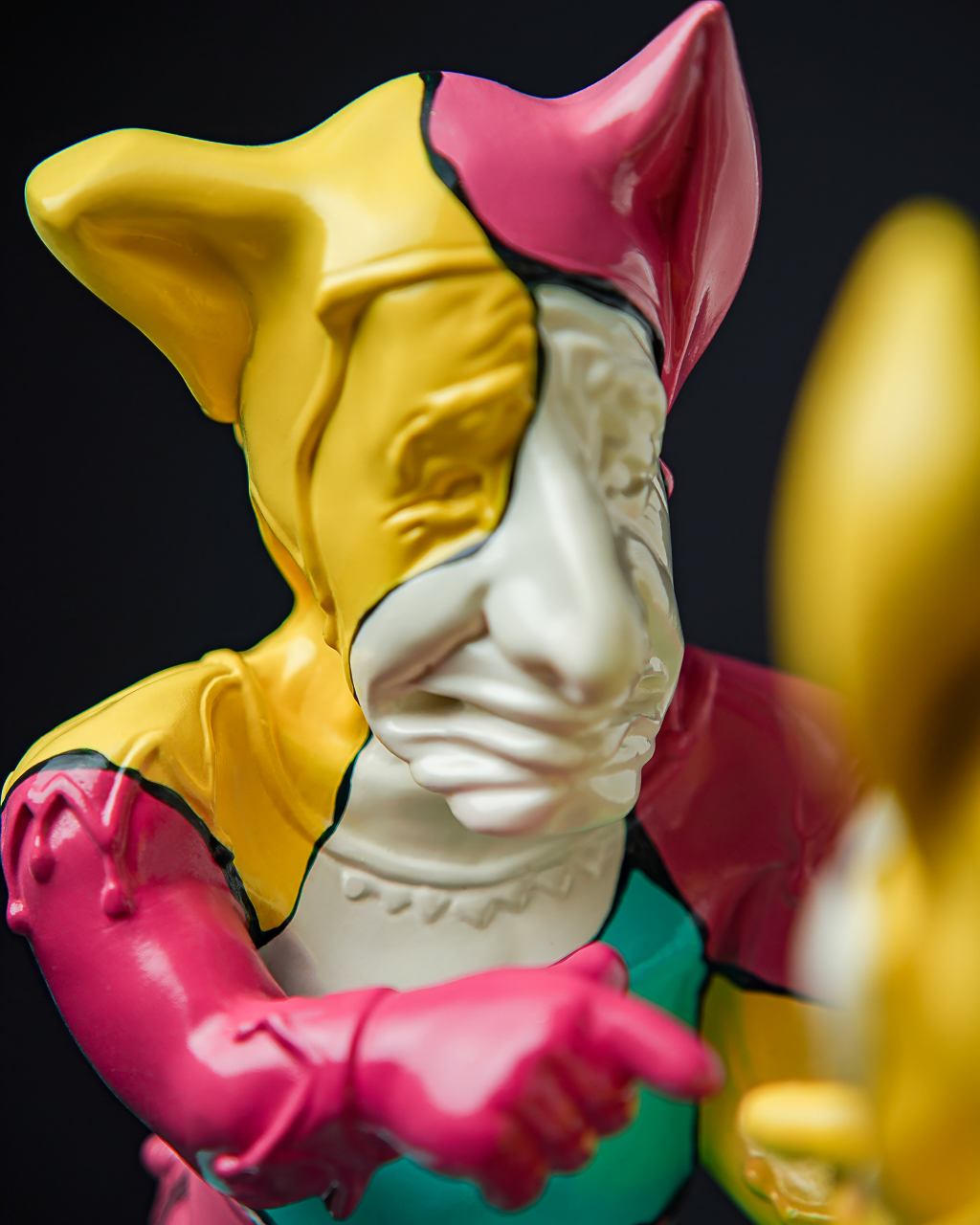 Statuette Gemini – The Fool’s Theatre Zodiac