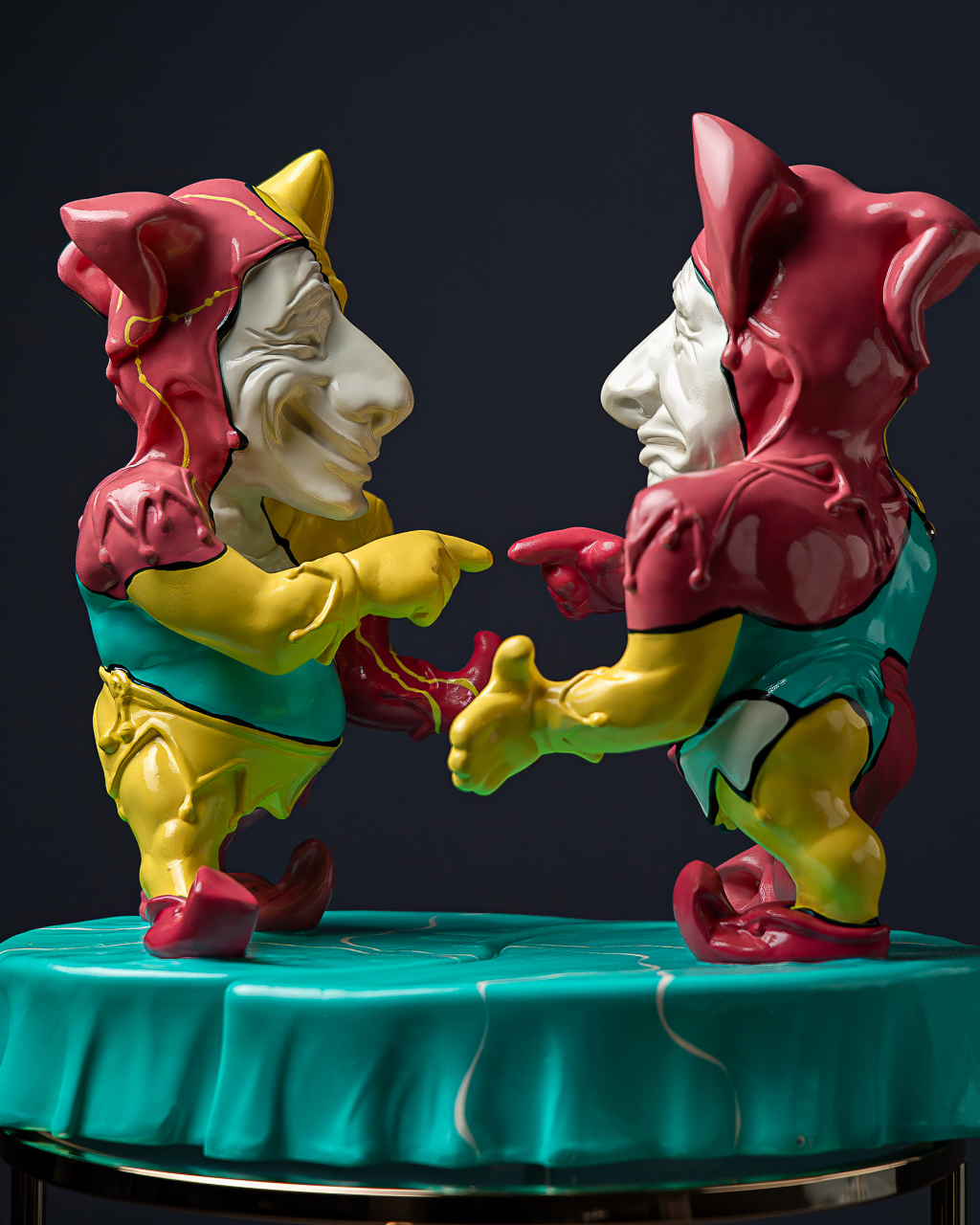 Statuette Gemini – The Fool’s Theatre Zodiac