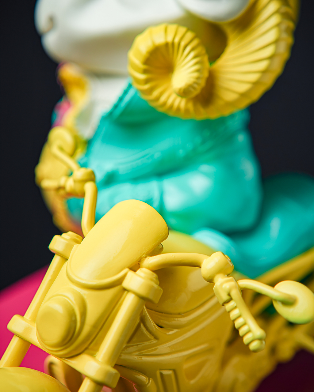 Statuette Aries – The Fool’s Theatre Zodiac