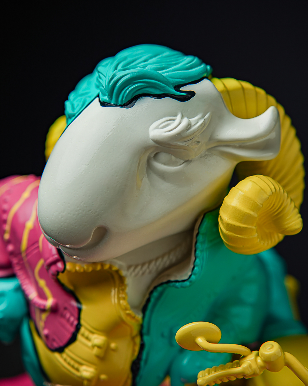 Statuette Aries – The Fool’s Theatre Zodiac